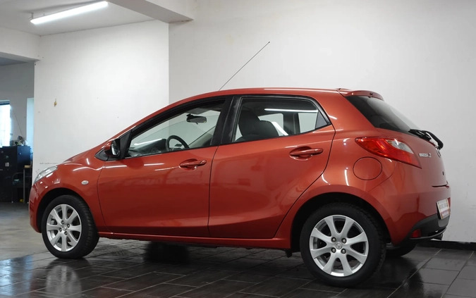 Mazda 2 cena 15900 przebieg: 137747, rok produkcji 2007 z Pułtusk małe 781